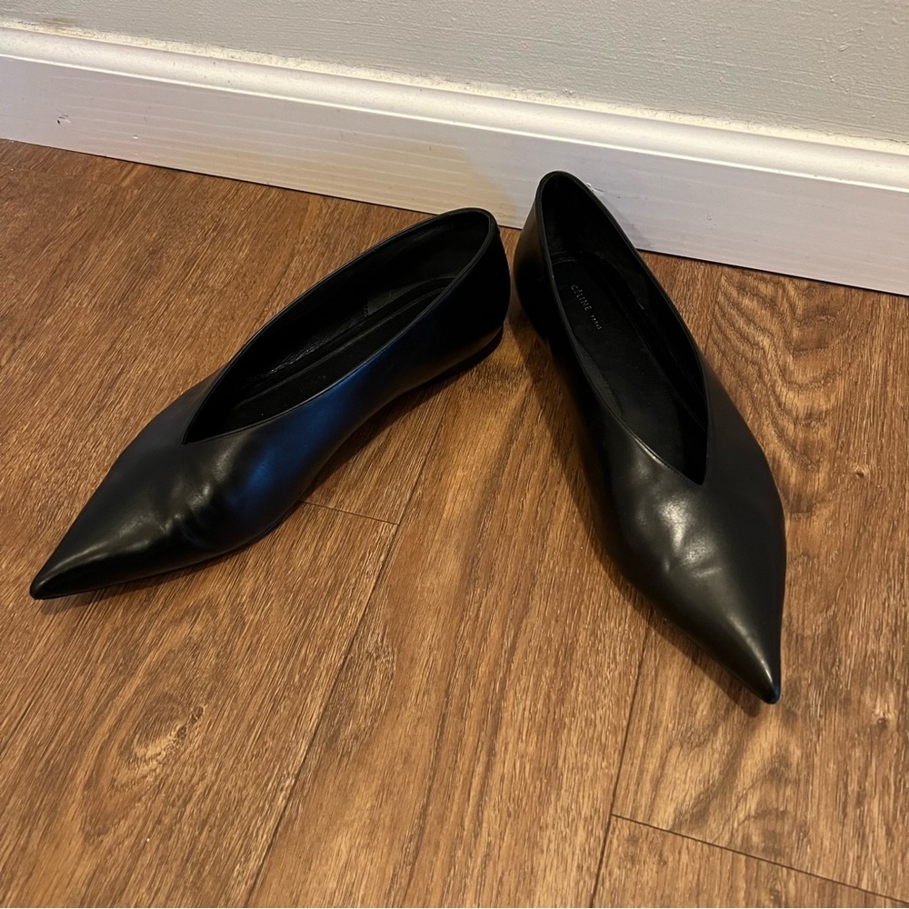 Céline black leather pointed toe flats - Picture 1 of 4